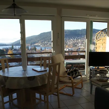 Les Charmilles Apartment *